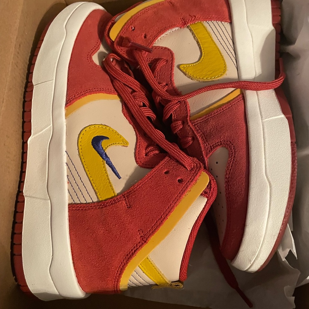 Nike Dunks High Up Size 8